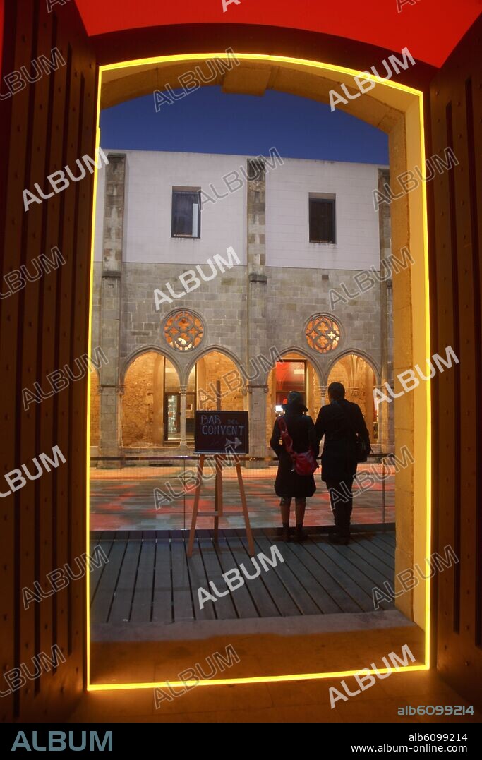 Barcelona; antic convent de Sant Agustí al carrer Comerç / Tantarantana ;actual centre cultural (El Born / La Ribera).