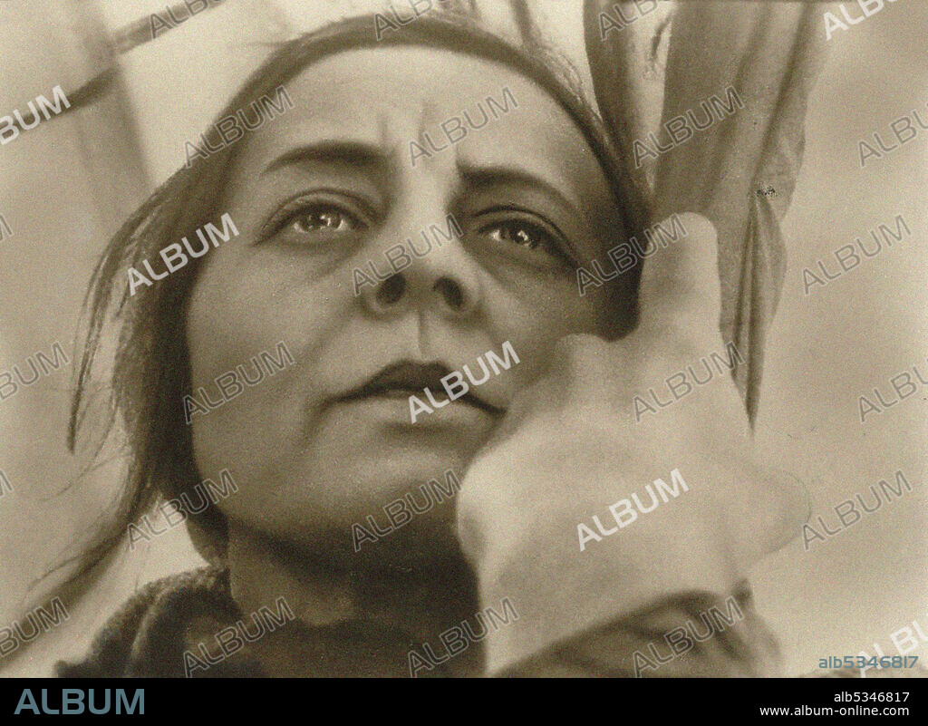 ANONYMOUS. Scene from the film "Mother" by Vsevolod Pudovkin.