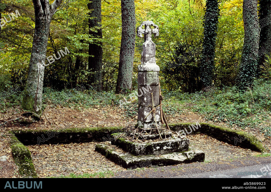 Roncesvalles, Cruz de los Peregrinos Camino de Santiago (Pirineos).
