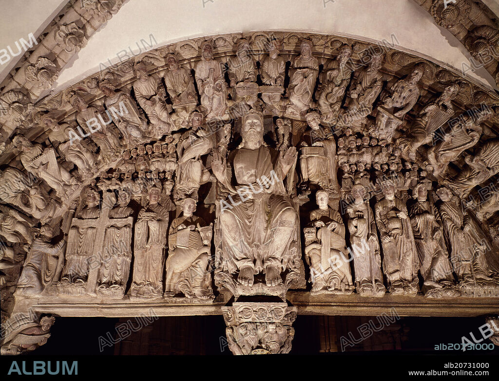 MASTER MATEO. PORTICO DE LA GLORIA-DET DEL TIMPANO-CRISTO Y EL TETRAMORFOS -ANGELES Y ANCIANOS DEL APOCALIPSIS-1188-1200 - ROMANICO ESPAÑOL.