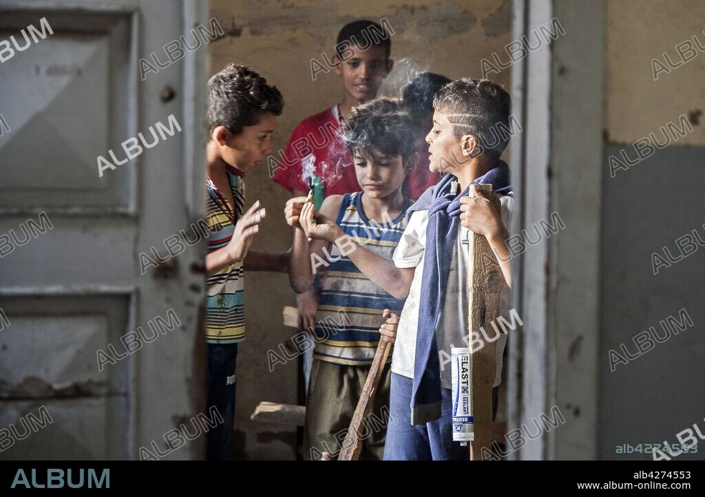 ZAIN AL RAFEEA en CAFARNAUM, 2018 (CAPHARNAUM), dirigida por NADINE LABAKI. Copyright Les Films des Tournelles.