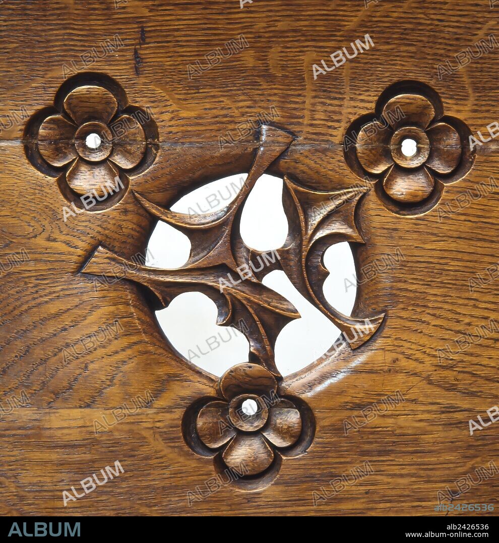 ANTONI GAUDÍ. Banche detail. From Casa Calvet.