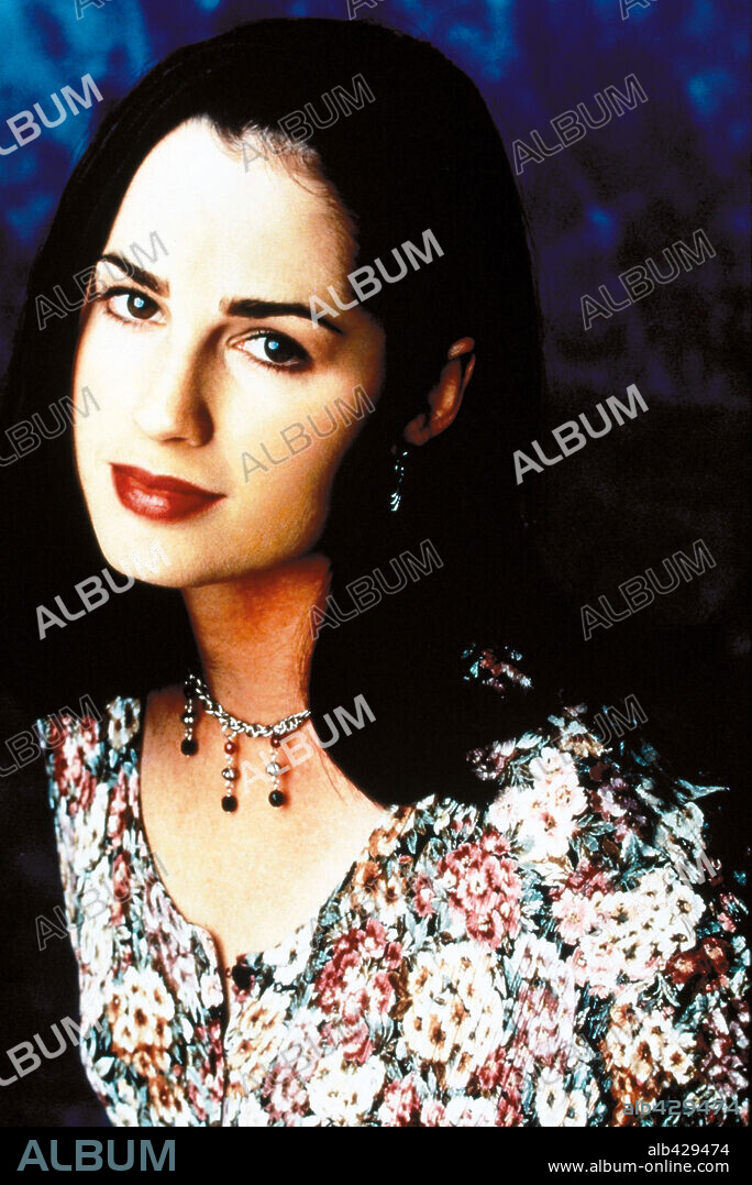 PAULA MARSHALL in WILD OATS-TV, 1994. Copyright FOX/BROADCASTING CO.