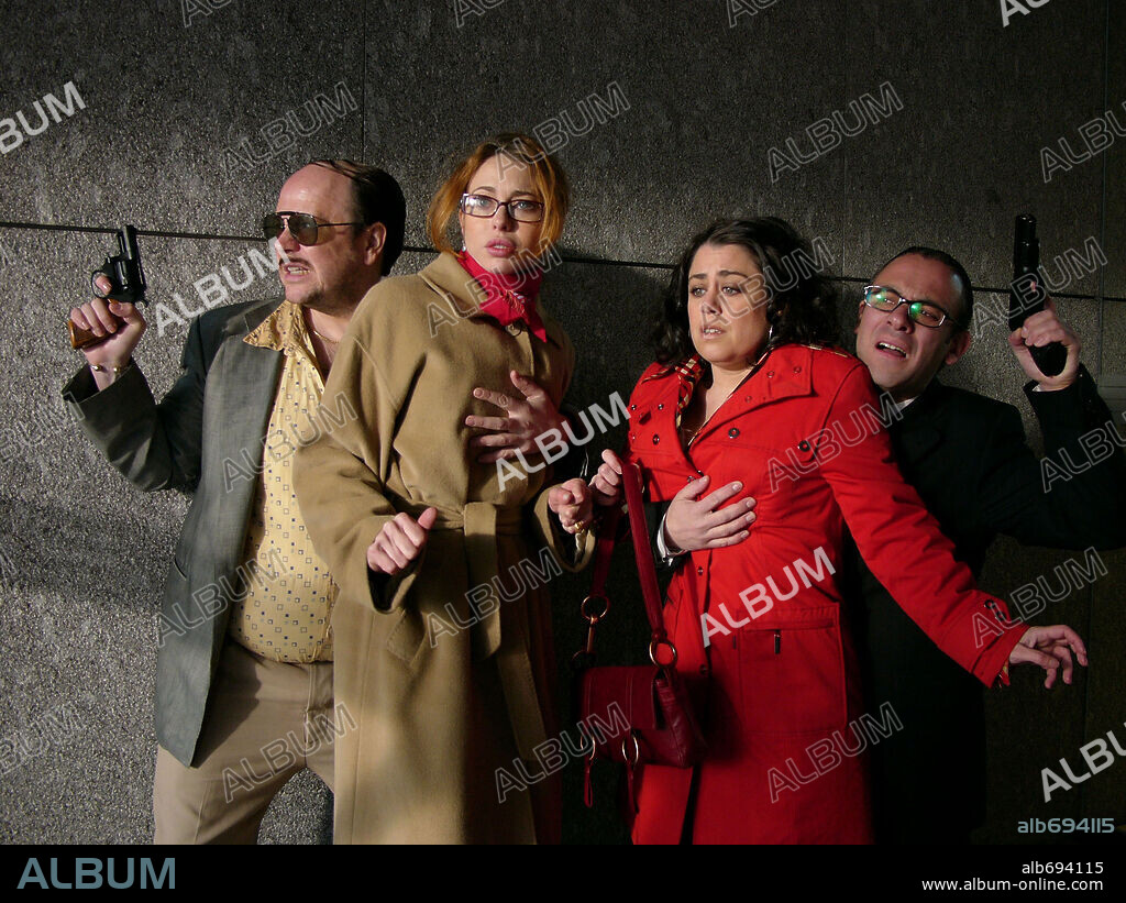 JAVIER GUTIERREZ, RUTH ZANON, SANTIAGO SEGURA y YVONNE SCIO en TORRENTE 3: EL PROTECTOR, 2005, dirigida por SANTIAGO SEGURA. Copyright AMIGUETES ENTERTAINMENT / PAOLA Y MONICA.