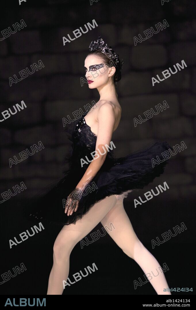 NATALIE PORTMAN en CISNE NEGRO, 2010 (BLACK SWAN), dirigida por DARREN ARONOFSKY. Copyright FOX SEARCHLIGHT PICTURES.