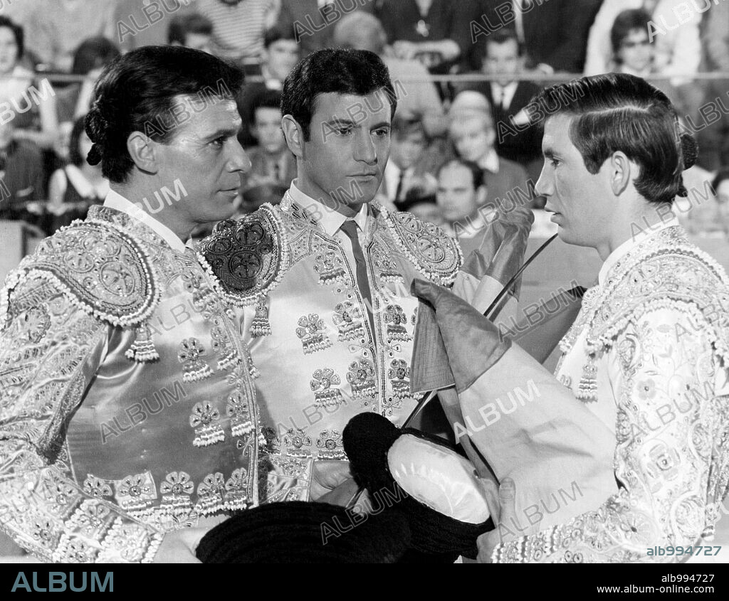 ARTURO FERNANDEZ, FRANCISCO RABAL and MANUEL "EL PIREO" CANO in CURRITO OF THE CROSS, 1965 (CURRITO DE LA CRUZ), directed by RAFAEL GIL. Copyright CORAL P.C.
