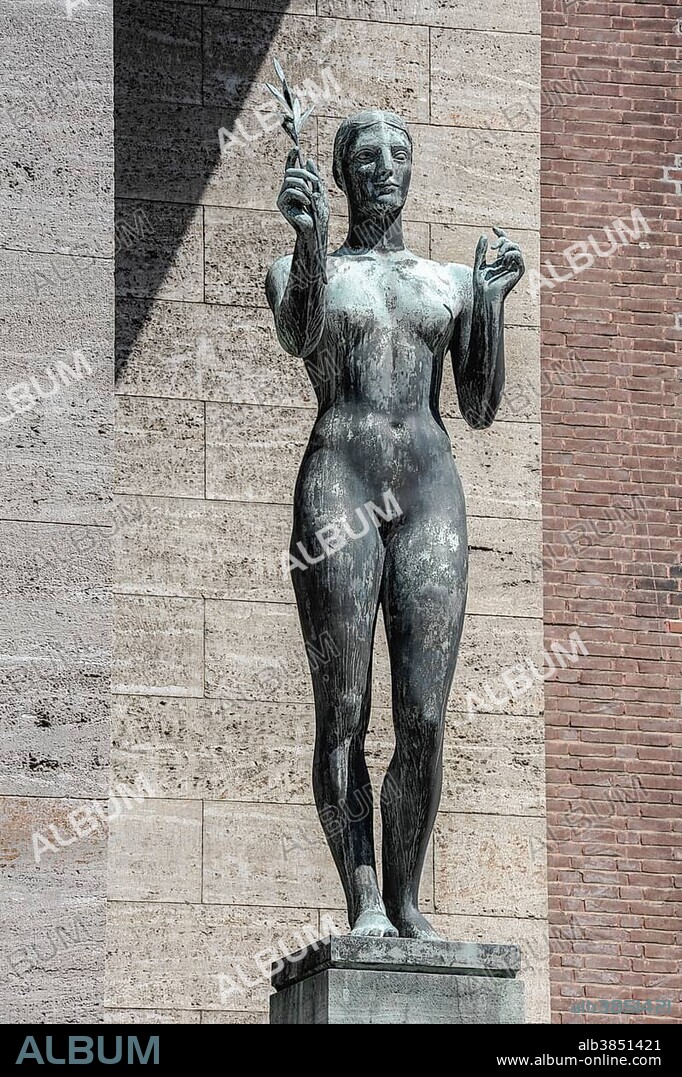 Bronze figure Siegerin, 1936, by Arno Breker, Haus des Deutschen Sports, Reichssportfeld, today Olympic Park, Olympiastadion, Berlin, Germany