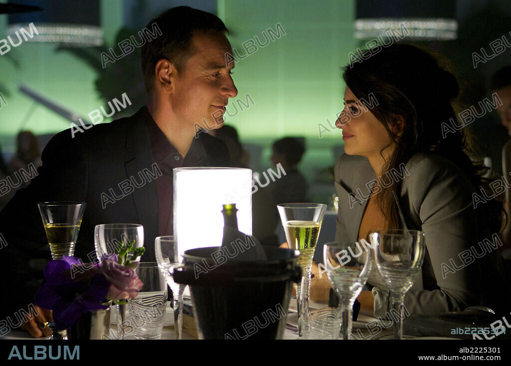 MICHAEL FASSBENDER and PENELOPE CRUZ in THE COUNSELOR (2013), directed by RIDLEY SCOTT. Copyright CHOCKSTONE PICTURES.