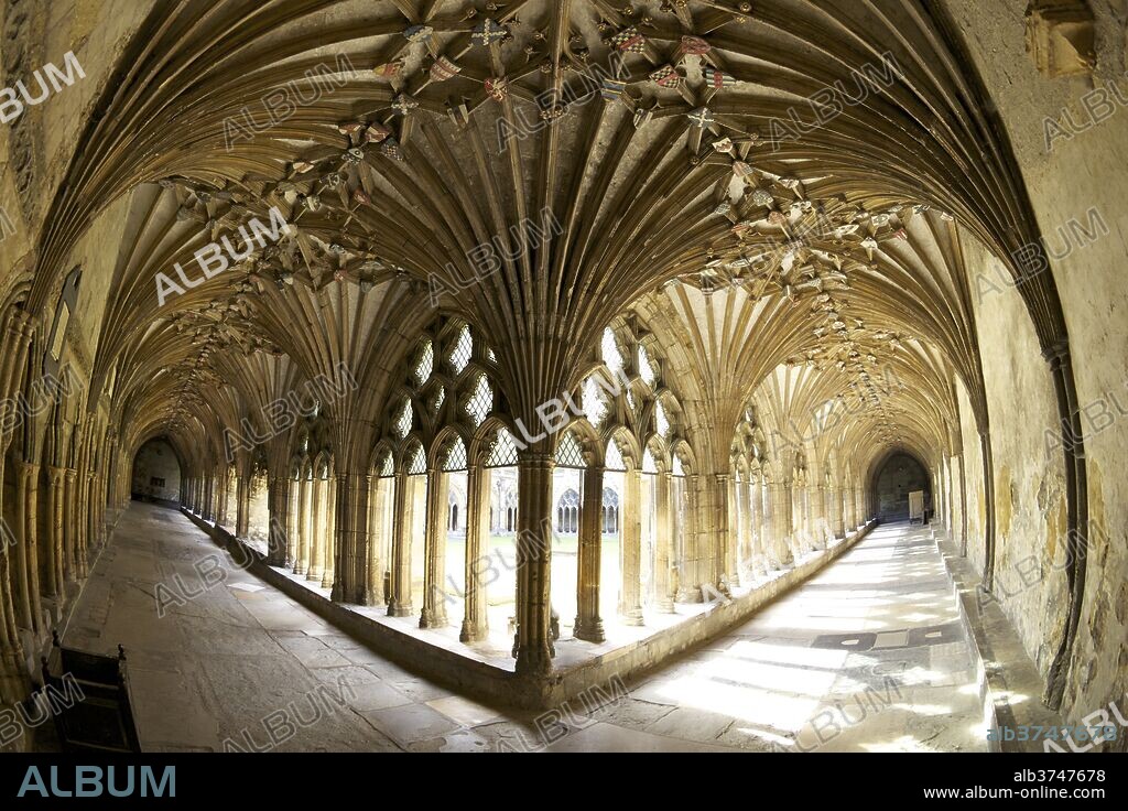 The Great Cloisters, Canterbury Cathedral, UNESCO World Heritage Site, Canterbury, Kent, England, United Kingdom, Europe.
