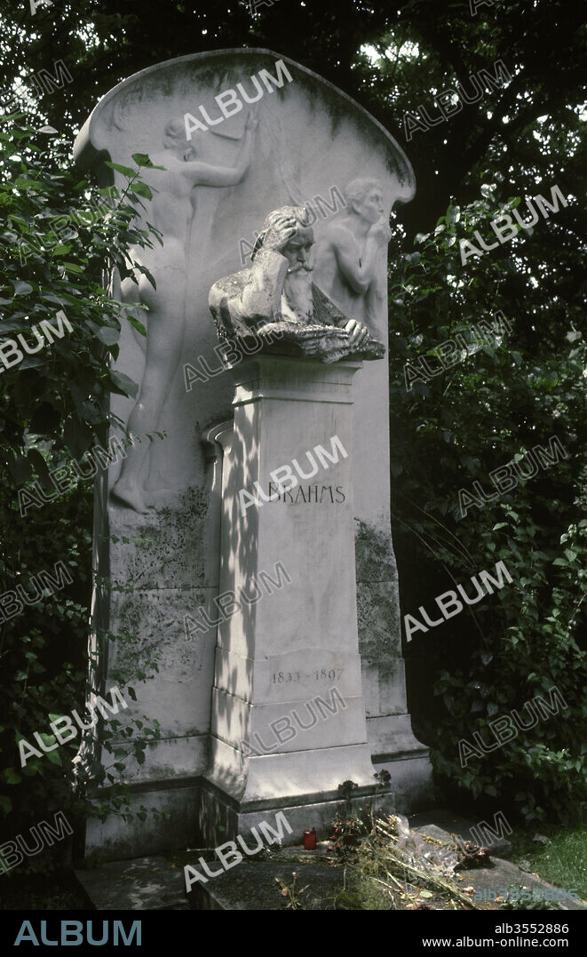 Johannes Brahms (1833-1897). German composer, pianist and conductor of the Romantic period. Grave in the Vienna Central Cemetery or Wiener Zentralfriedhof. It was designed by Victor Horta (1932-1947) and sculpted by Ilse von Twardowski (1880-1942). Vienna, Austria.