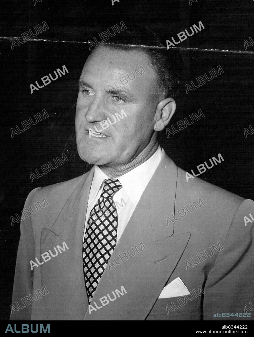 The boxers manager, Mr. John Phillips. March 20, 1953. (Photo by Peter Leyden).