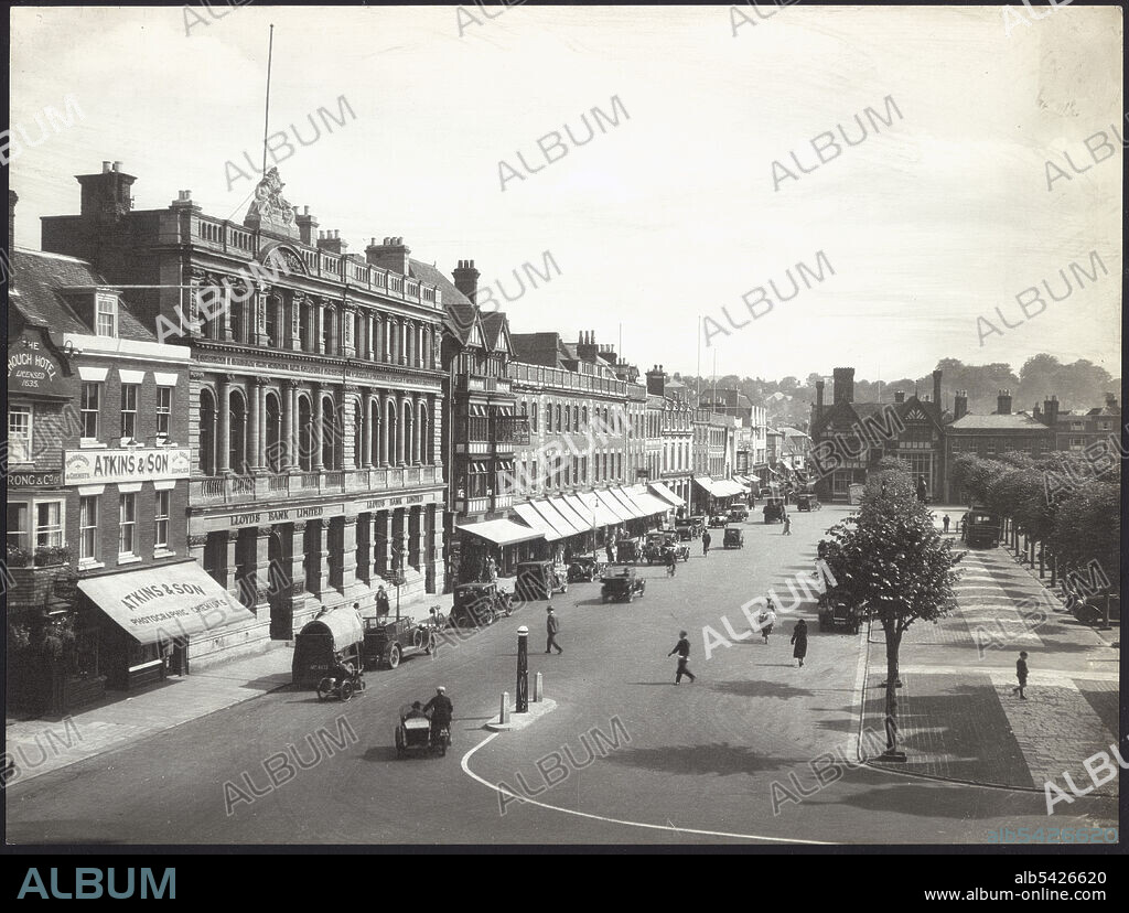 Blue Boar Row, Salisbury, Wiltshire, Wiltshire, 1925-1935. The view looking east along Blue Boar Row.