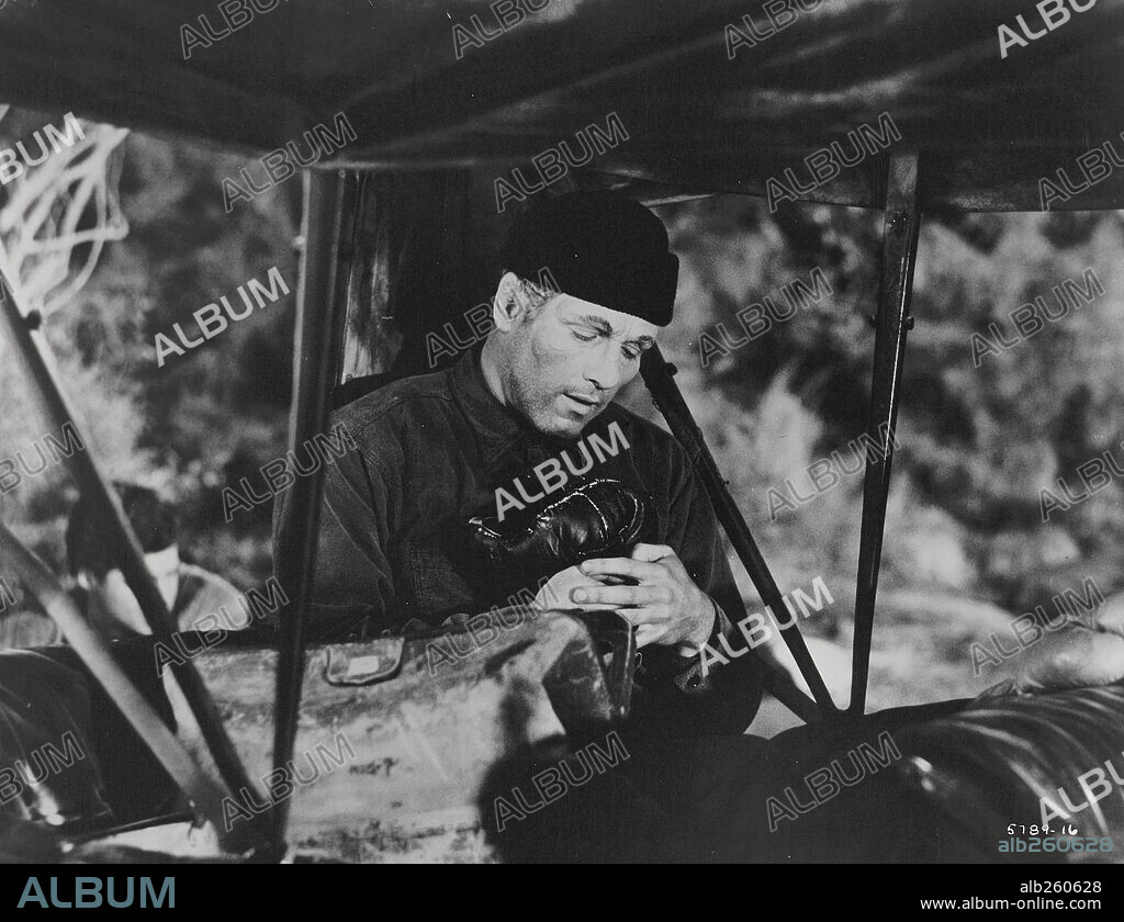 PAUL NEWMAN in HEMINGWAY'S ADVENTURES OF A YOUNG MAN, 1962, directed by MARTIN RITT. Copyright 20TH CENTURY FOX.