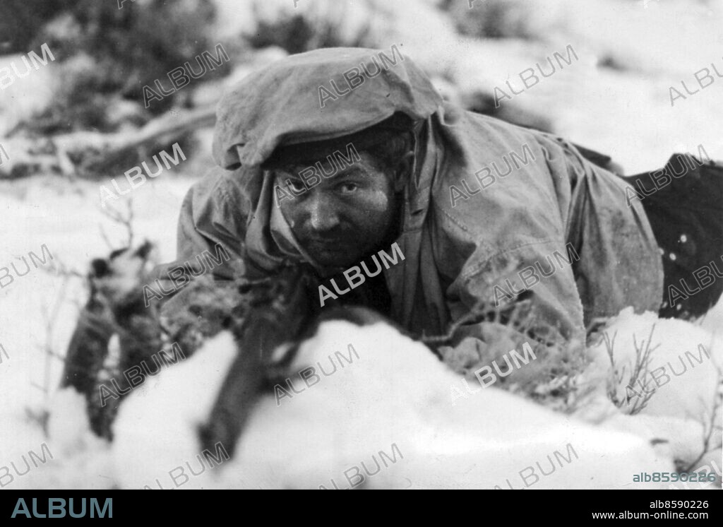 ©SCANPIX SWEDEN, 1939-12-28.. Finska vinterkriget.. Här en finsk soldat i slaget vid Salla.. Foto: Scanpix. Code: 20360.