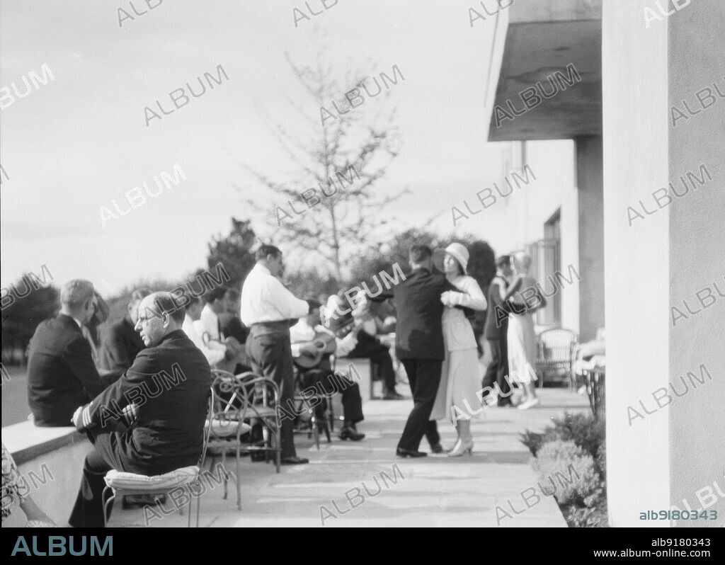 ARNOLD GENTHE. Party at "The Shallows," property of Lucien Hamilton Tyng, Southampton, Long Island, 1931 Aug.
