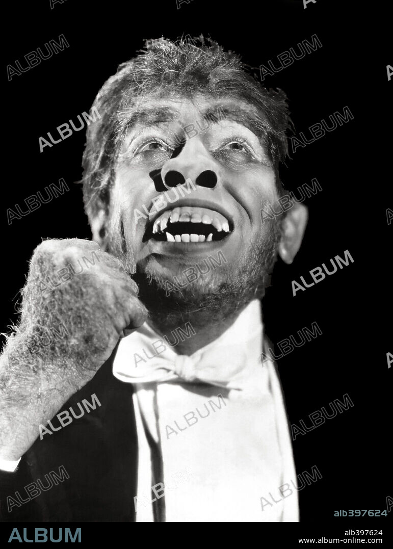 FREDRIC MARCH in DR. JEKYLL AND MR. HYDE, 1931, directed by ROUBEN MAMOULIAN. Copyright PARAMOUNT PICTURES.