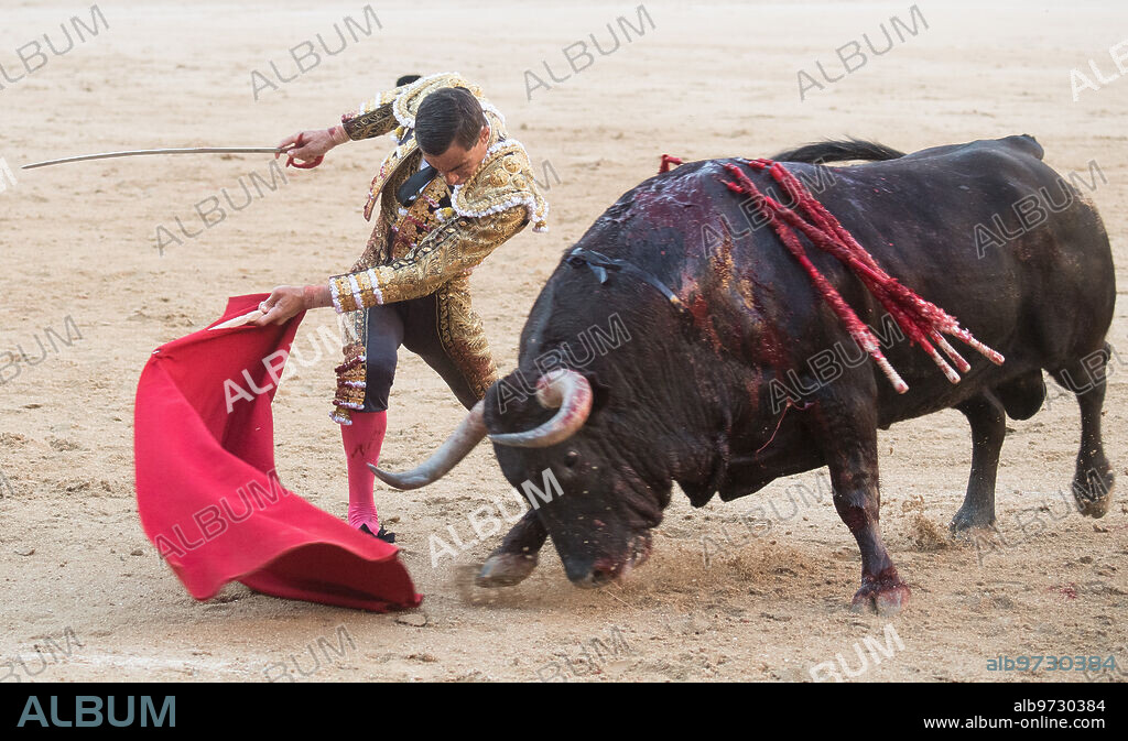 Madrid, 08/10/2021. Plaza de toros de Las Ventas. Toros de Victoriano del Río-Cortés y Jandilla Vegahermosa para Diego Urdiales, José María Manzanares y Paco Ureña. Foto: De San Bernardo. ARCHDC.
