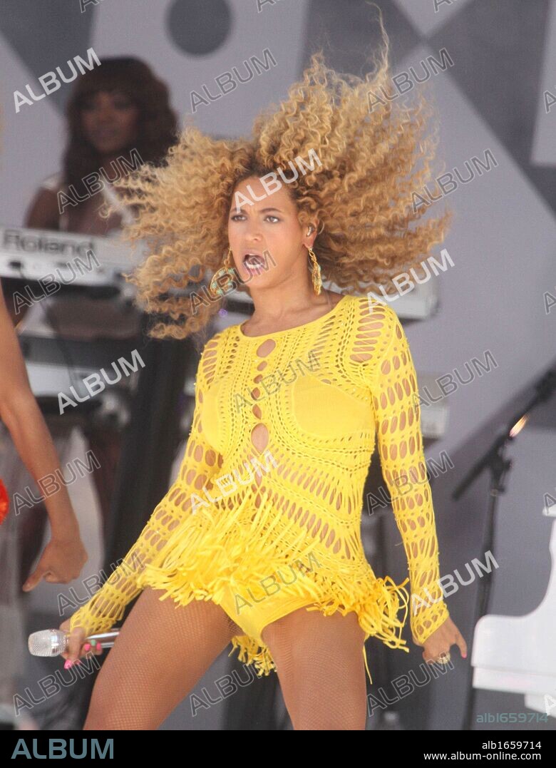 July 1, 2011 - New York, New York, U.S. - Singer BEYONCE KNOWLES performs a free concert on the TV show 'Good Morning America' in Rumsey Playfield, Central Park. 01/07/2011