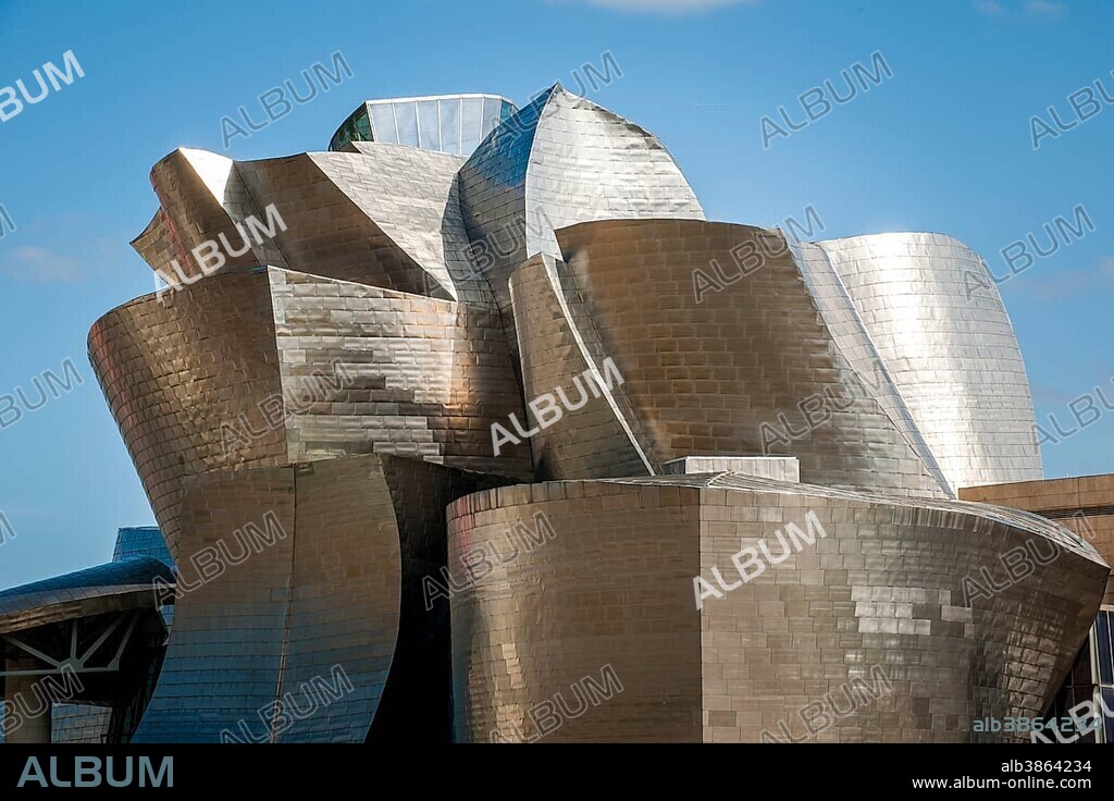 Guggenheim Museum Bilbao, architect Frank O. Gehry, detail, Bilbao, Basque Country, Spain