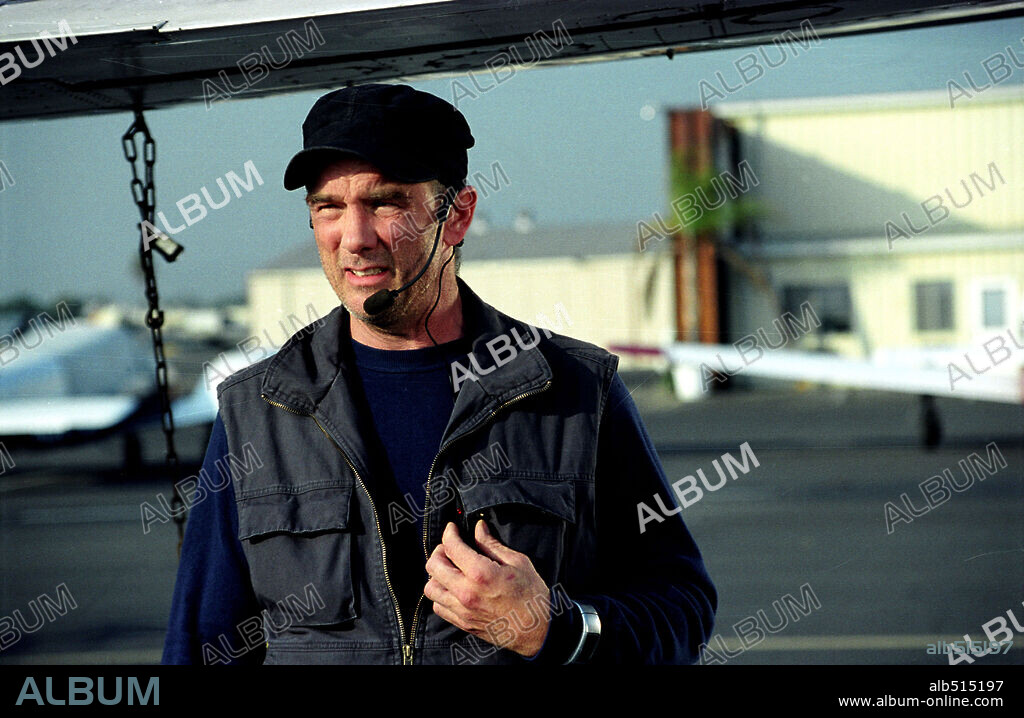 JOHN DIEHL in LAND OF PLENTY, 2004, directed by WIM WENDERS. Copyright EMOTION PICTURES/INDIGENT/REVERSE ANGLE INTERNATIONAL.