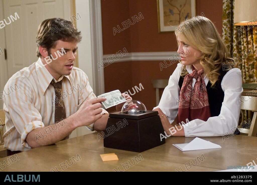 CAMERON DIAZ and JAMES MARSDEN in THE BOX, 2009, directed by RICHARD KELLY. Copyright RADAR PICTURES.