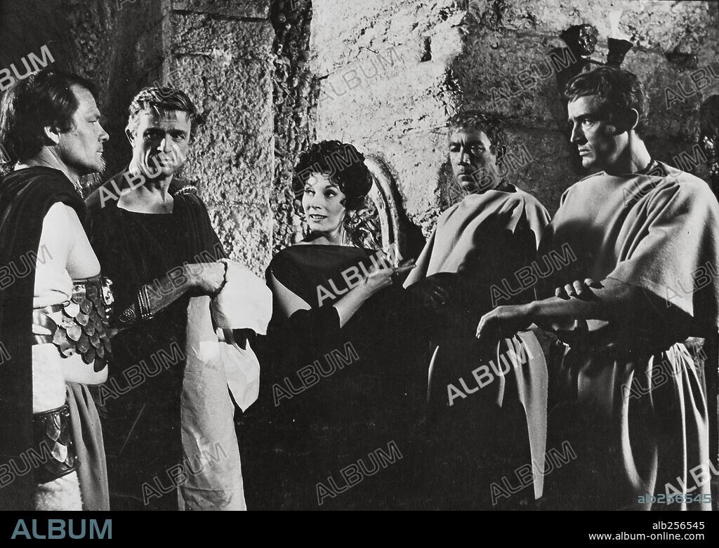 ANTHONY QUINN, VALENTINA CORTESE and VITTORIO GASSMAN in BARABBAS, 1962, directed by RICHARD FLEISCHER. Copyright COLUMBIA PICTURES.