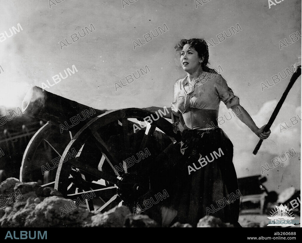 AURORA BAUTISTA in THE SIEGE, 1950 (AGUSTINA DE ARAGON), directed by JUAN DE ORDUÑA. Copyright CIFESA.