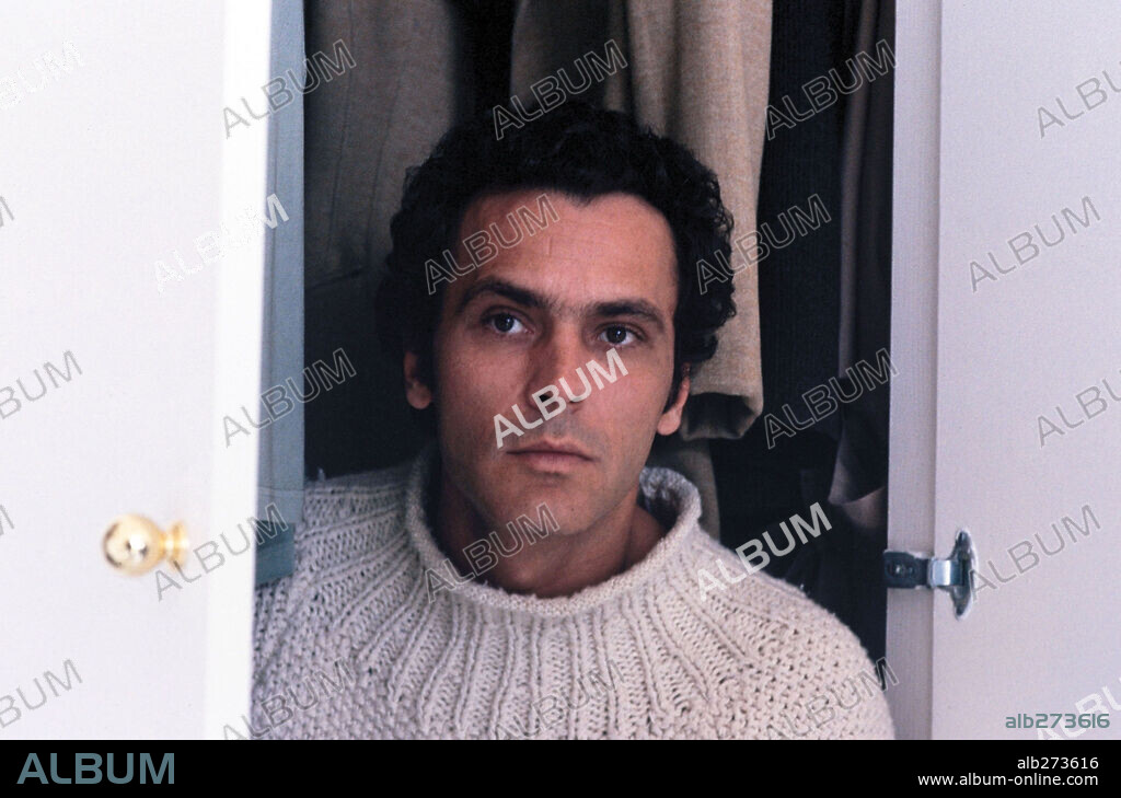 JOSE CORONADO in ANITA TAKES A CHANCE, 2001 (ANITA NO PERD EL TREN), directed by VENTURA PONS. Copyright FILMS DE LA RAMBLA, ELS.