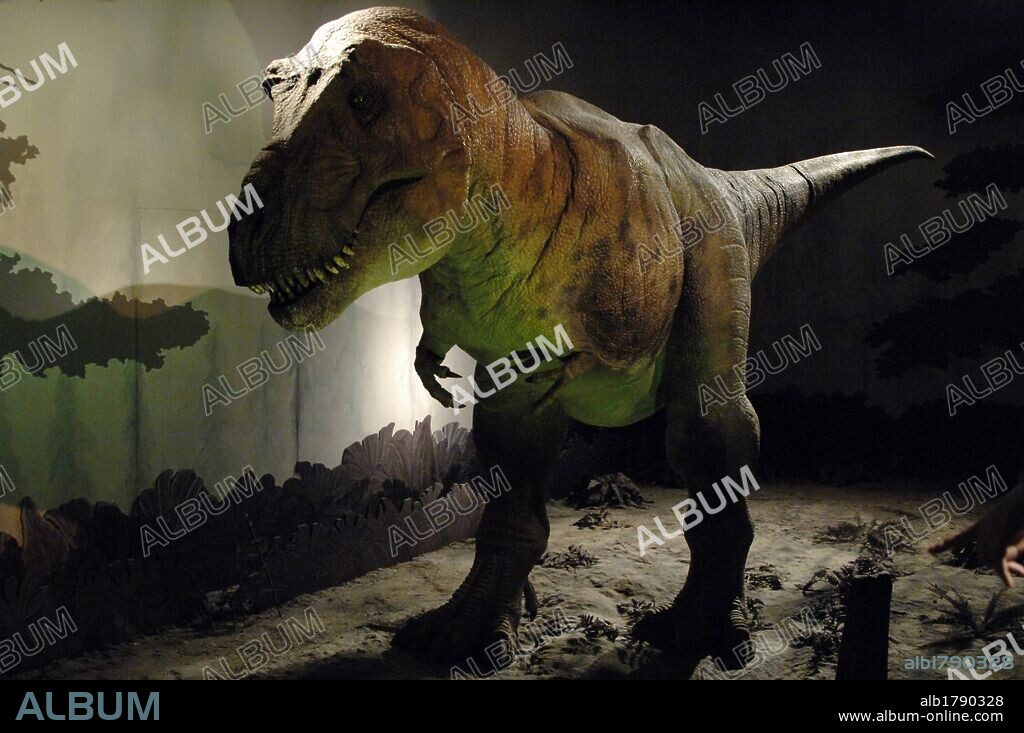 Reconstrucción de un TYRANNOSAURUS REX. Especie de dinosaurio terópodo tiranosáurido. Vivió durante el Cretácico Superior (85-86 millones de años) en el Mastrichtiano. Museo de Historia Natural. Londres. Inglaterra. Reino Unido.