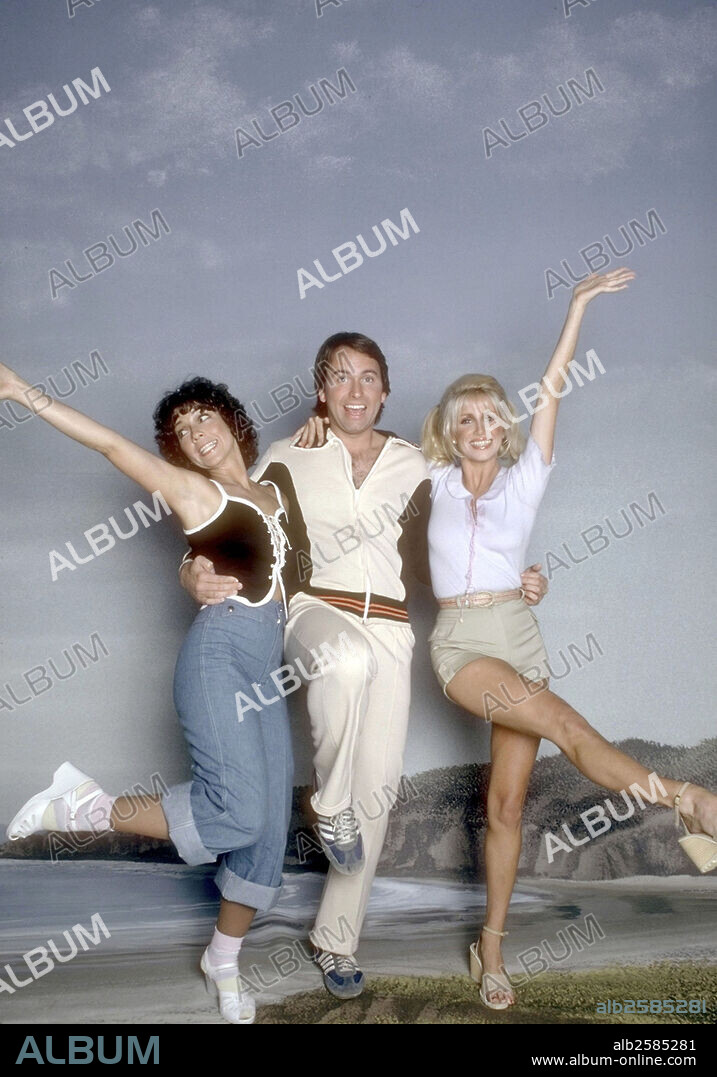 JOHN RITTER, JOYCE DEWITT and SUZANNE SOMERS in THREE'S COMPANY, 1976, directed by BILL HOBIN and DAVE POWERS. Copyright DLT ENTERTAINMENT LTD.
