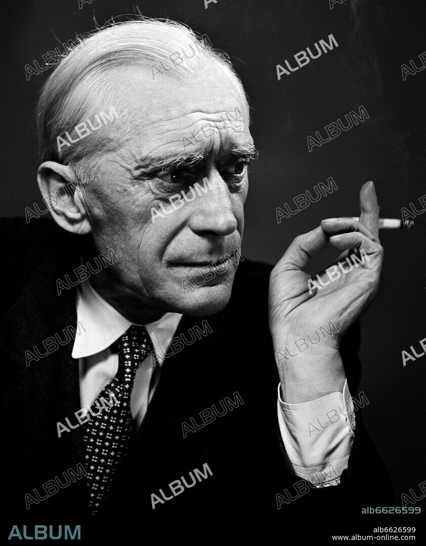 Author Leonhard Frank in 1949. Portrait by photographer Fred Stein (1909-1967) who emigrated 1933 from Nazi Germany to France and finally to the USA. 1949