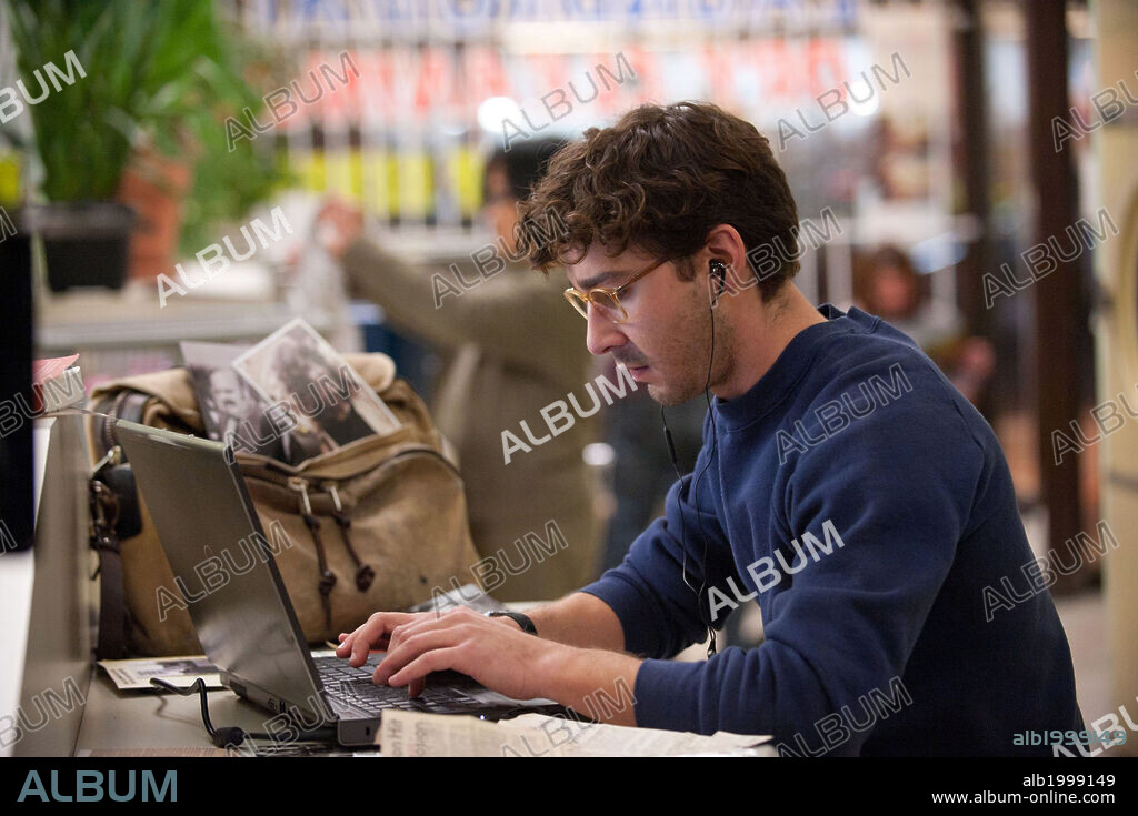 SHIA LABEOUF en PACTO DE SILENCIO, 2012 (THE COMPANY YOU KEEP), dirigida por ROBERT REDFORD. Copyright WILDWOOD ENTERPRISES.