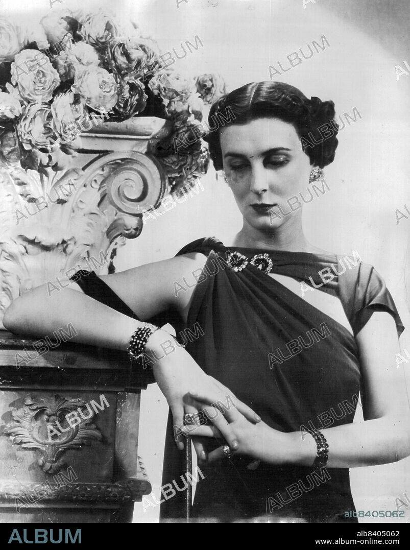 New Portrait of the Duchess of Kent -- An Exclusive studio portrait of the Duchess of Kent, the former Princess Marina of Greece. June 26, 1937. (Photo by Cecil Beaton, Kosmos).