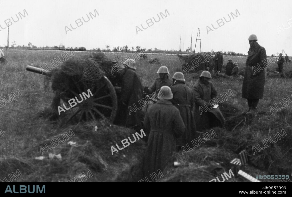 Romanian artillery in the battle for Odessa. [automated translation].