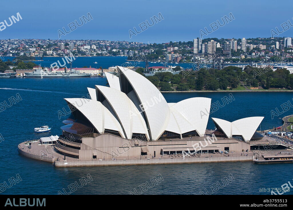 The famous Opera House, UNESCO World Heritage Site, Sydney, New South Wales, Australia, Pacific.