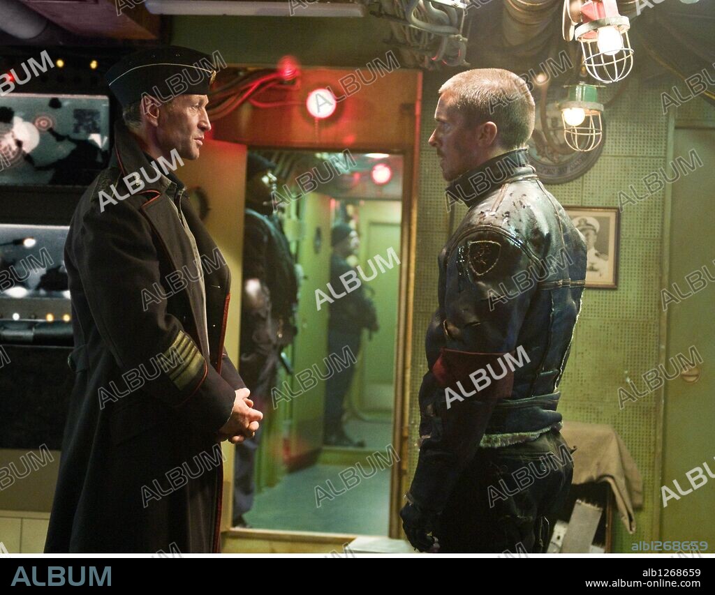 CHRISTIAN BALE y IVAN GVERA en TERMINATOR SALVATION, 2009, dirigida por MCG. Copyright INTERMEDIA FILMS / FOREMAN, RICHARD.