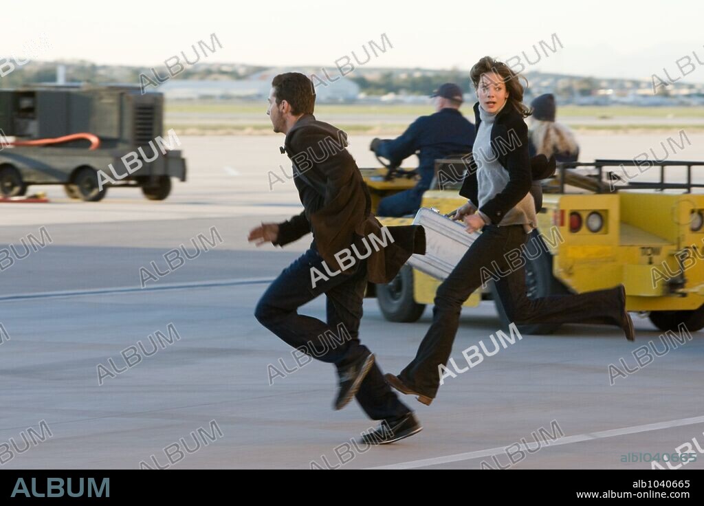 MICHELLE MONAGHAN and SHIA LABEOUF in EAGLE EYE, 2008, directed by D. J. CARUSO. Copyright DREAMWORKS / NELSON, RALPH.