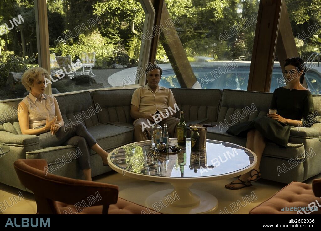 AMY ADAMS, CHRISTOPH WALTZ and KRYSTEN RITTER in BIG EYES, 2014, directed by TIM BURTON. Copyright SILVERWOOD FILMS.