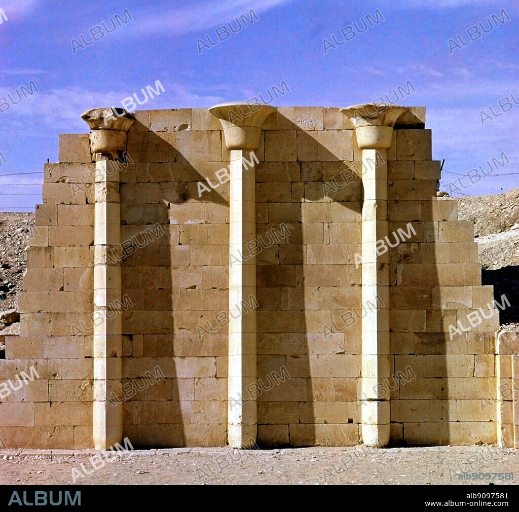 Saqqara - papyrus - columns - Saqqara or Sakkara, Saqqarah is a vast, ancient burial ground in Egypt, featuring the world's oldest standing step pyramid (29.871264° N 31.216381° E). It is located some 30 km south of modern-day Cairo and covers an area of around 7 km by 1.5 km. ©TopFoto.