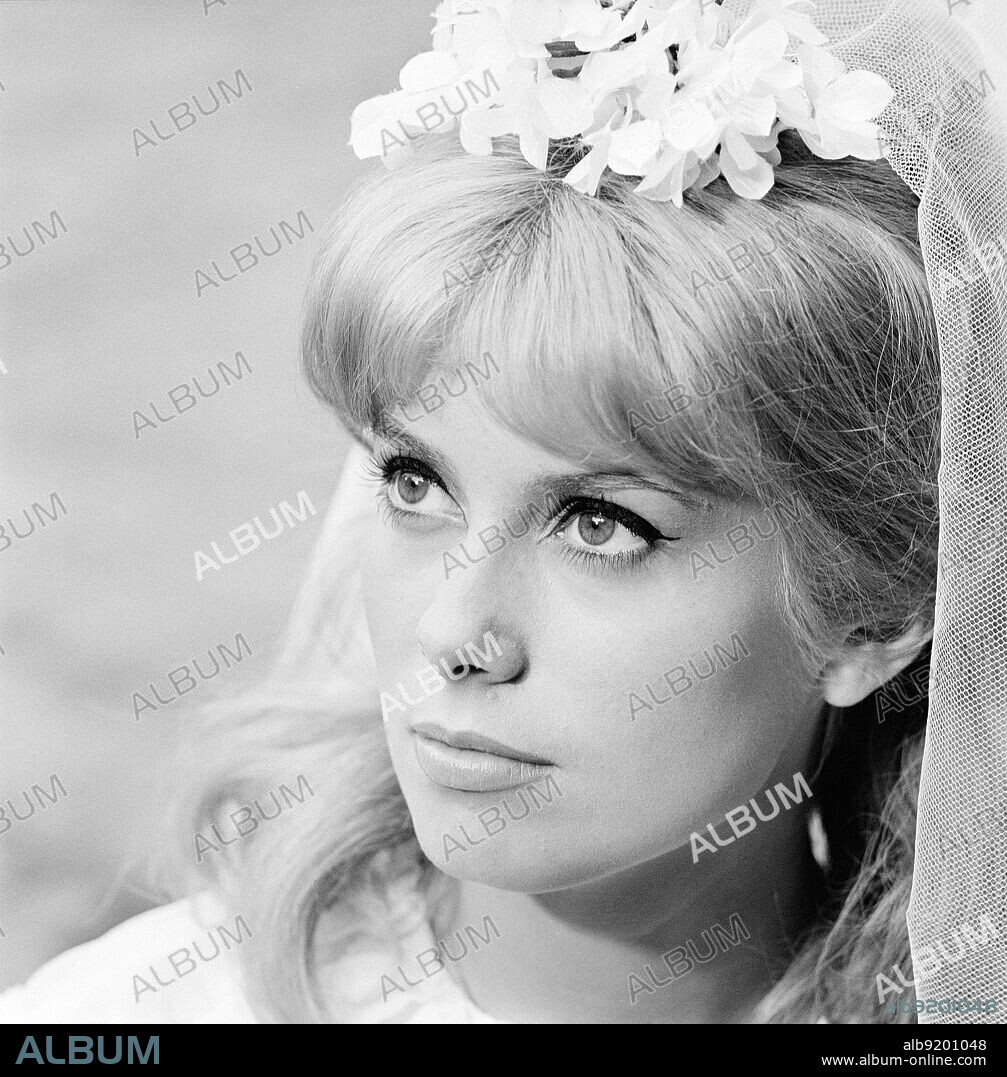 Catherine Dorléac. CATHERINE DENEUVE in VICE AND VIRTUE, 1963 (LE VICE ET LA VERTU), directed by ROGER VADIM. Copyright TRIANON FILMS.