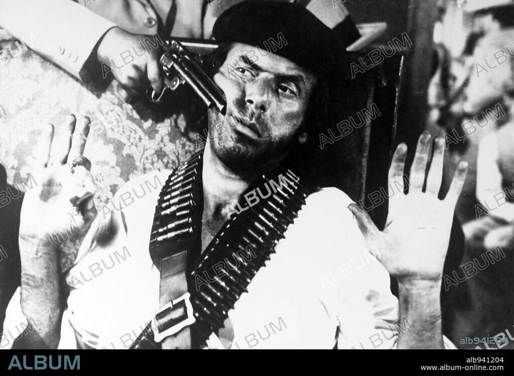 TOMAS MILIAN en LOS COMPAÑEROS, 1970 (VAMOS A MATAR, COMPAÑEROS), dirigida por SERGIO CORBUCCI. Copyright ATLANTIDA FILMS.