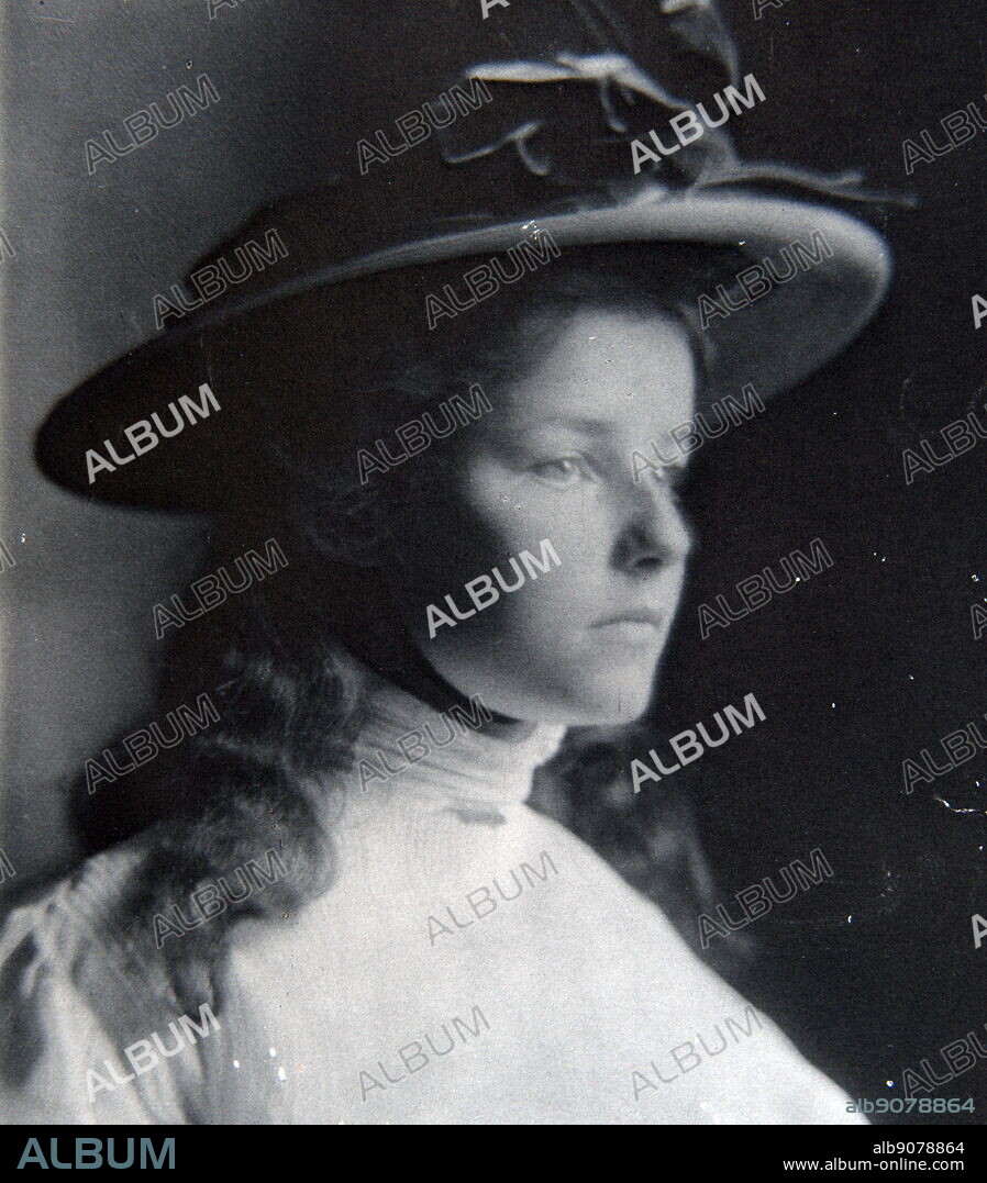Peggy Lee in white dress, 1905, by Fred Holland Day (1864--1933), American photographer and publisher. He was prominent in literary and photography circles in the late 19th century and was a leading Pictorialist. He was an early and vocal advocate for accepting photography as a fine art.