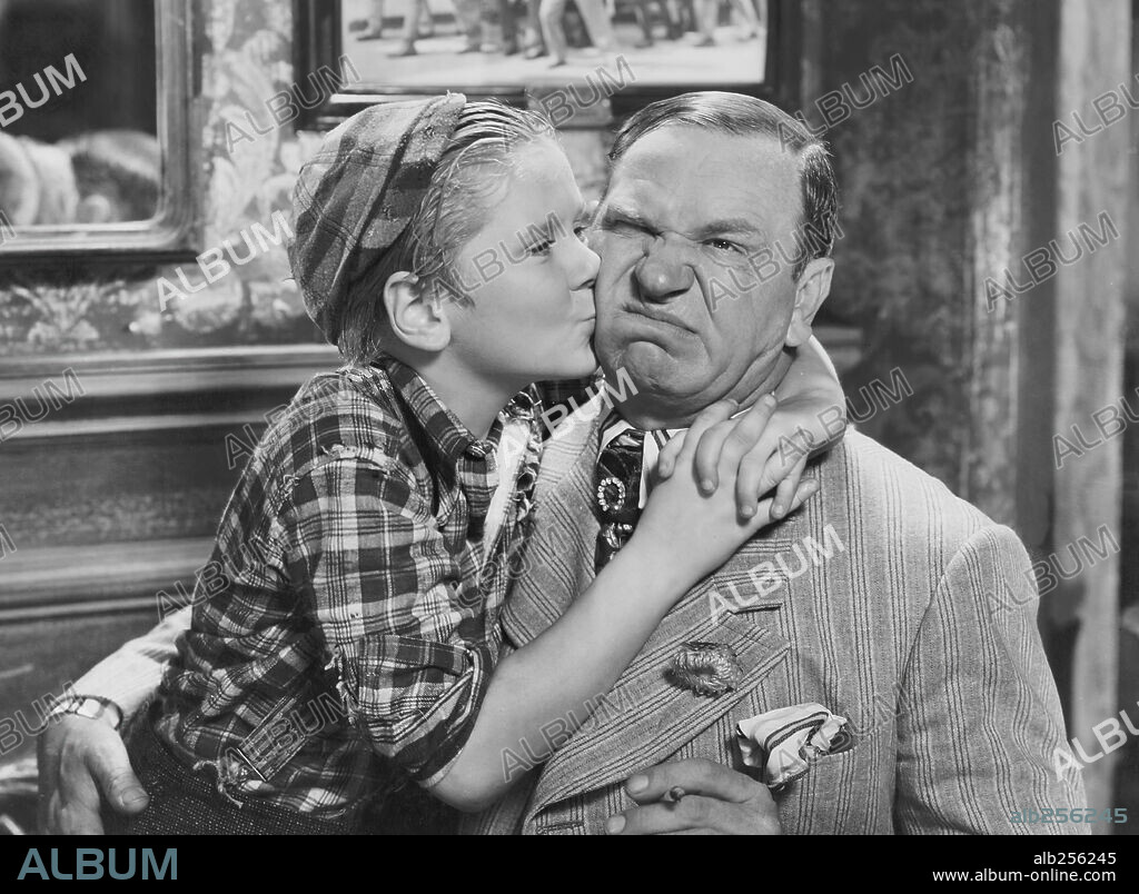 JACKIE COOPER and WALLACE BEERY in THE BOWERY, 1933, directed by RAOUL WALSH. Copyright FOX FILMS.