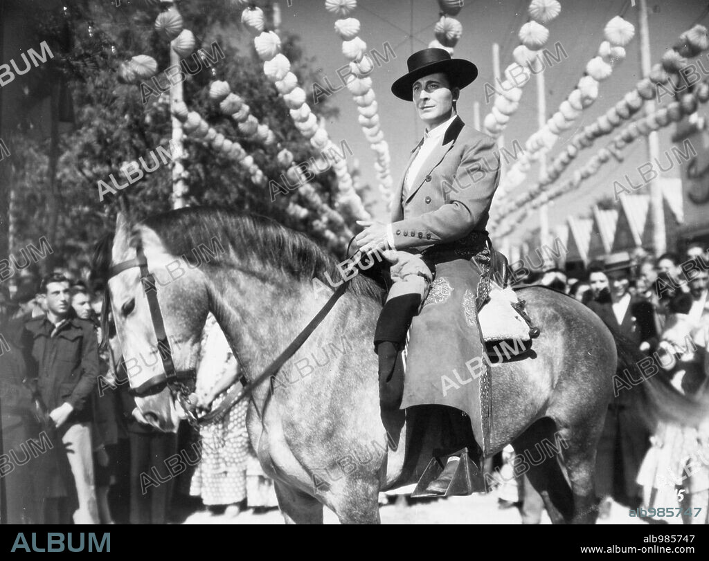 RUMBO, 1950, directed by RAMON TORRADO.