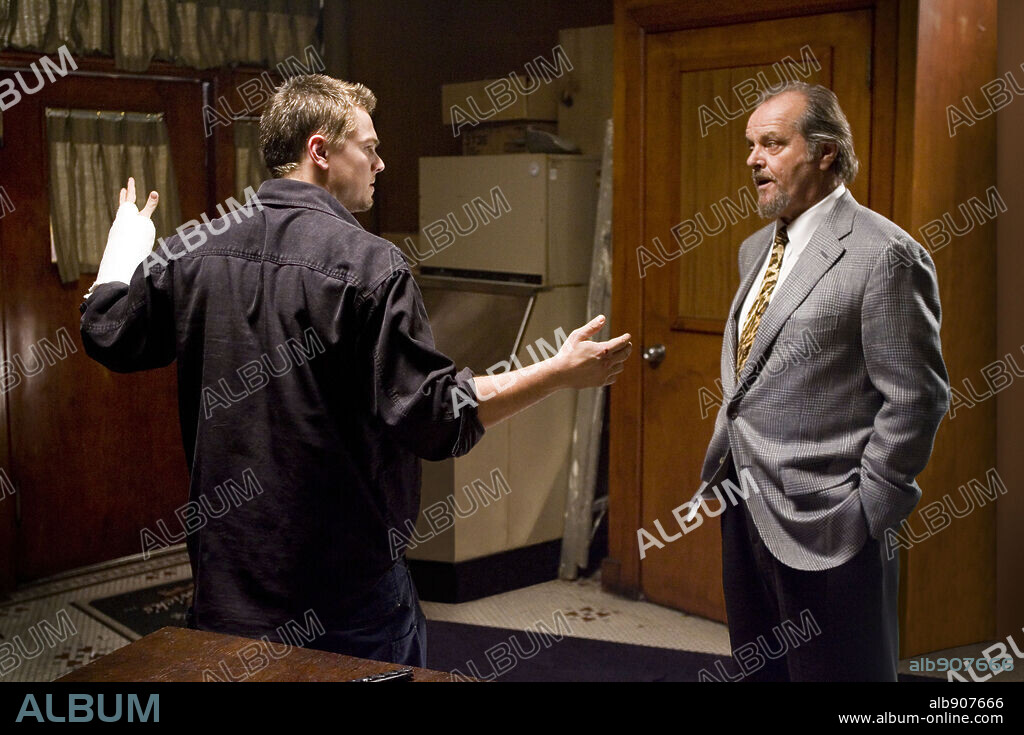 JACK NICHOLSON und Leonardo DiCaprio in THE DEPARTED, 2006, unter der Regie von MARTIN SCORSESE. Copyright WARNER BROS PICTURES/VERTIGO ENTERTAINMENT/INITIAL ENTERTAIN / COOPER, ANDREW.
