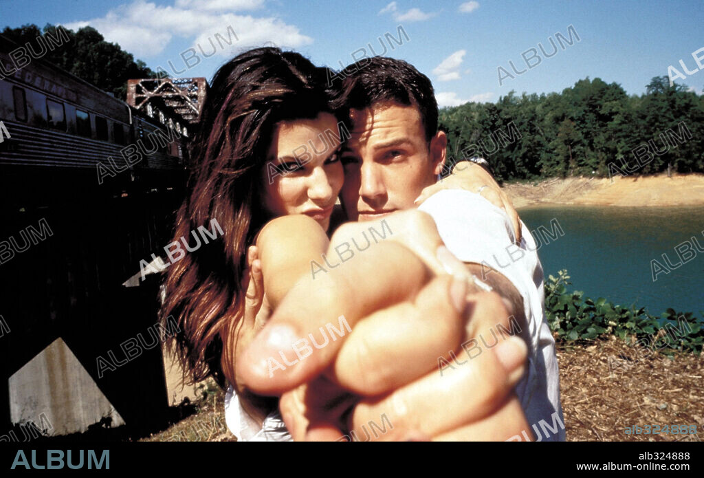 BEN AFFLECK y SANDRA BULLOCK en FUERZAS DE LA NATURALEZA, 1999 (FORCES OF NATURE), dirigida por BRONWEN HUGHES. Copyright TM & DREAMWORKS / MICHAELS, DARREN.