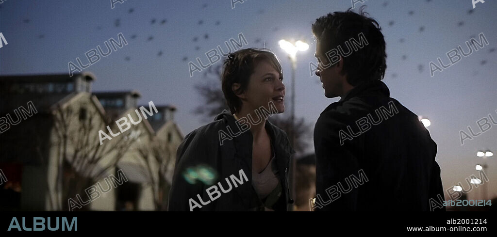 AMY SEIMETZ and SHANE CARRUTH in UPSTREAM COLOR, 2013, directed by SHANE CARRUTH. Copyright ERBP.