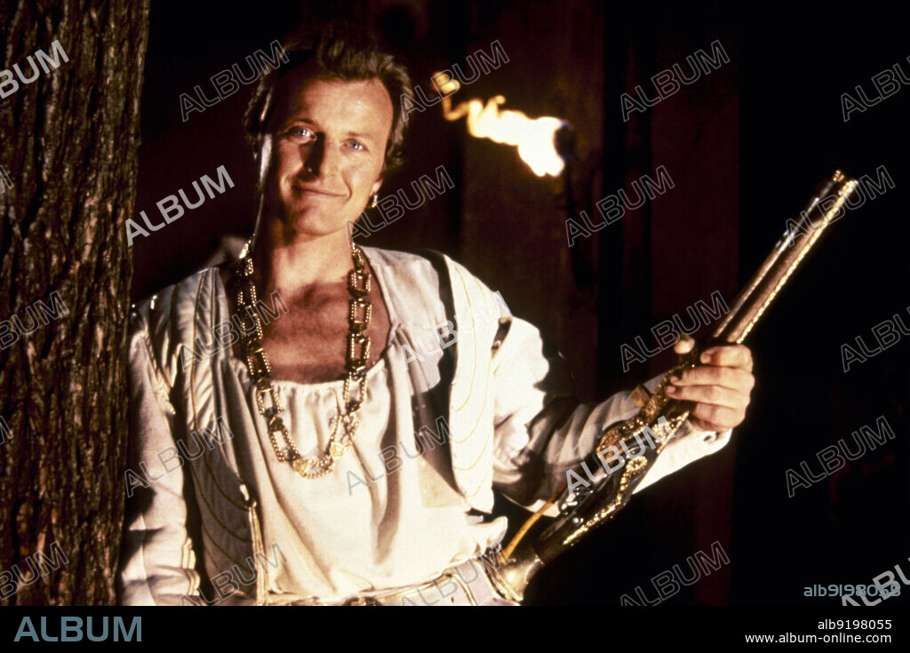 RUTGER HAUER in FLESH+BLOOD, 1985, directed by PAUL VERHOEVEN. Copyright ORION PICTURES.