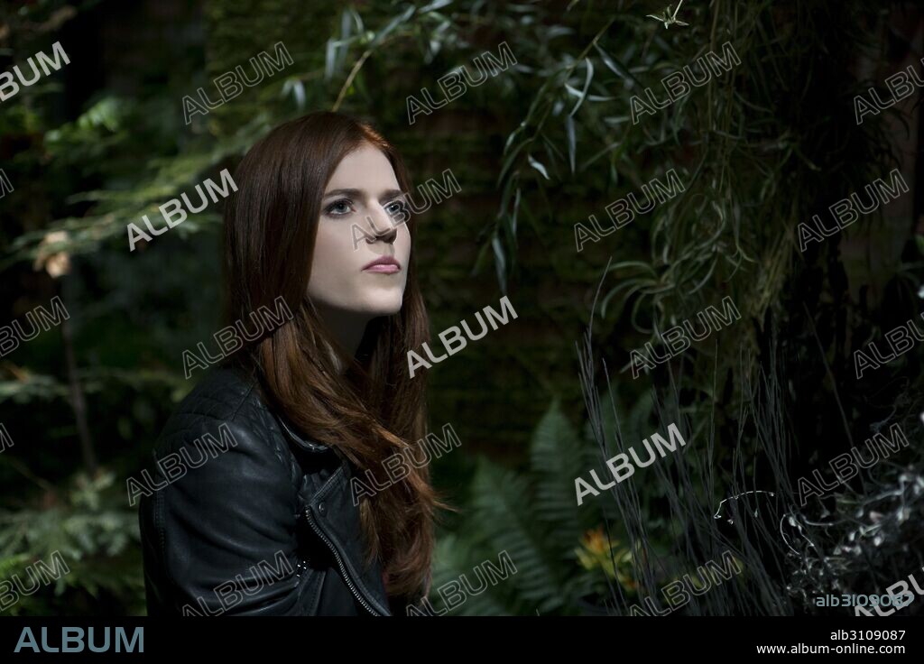 ROSE LESLIE en EL ULTIMO CAZADOR DE BRUJAS, 2015 (THE LAST WITCH HUNTER), dirigida por BRECK EISNER. Copyright APERTURE ENTERTAINMENT/ATMOSPHERE ENT/NEOREEL/SUMMIT ENT.