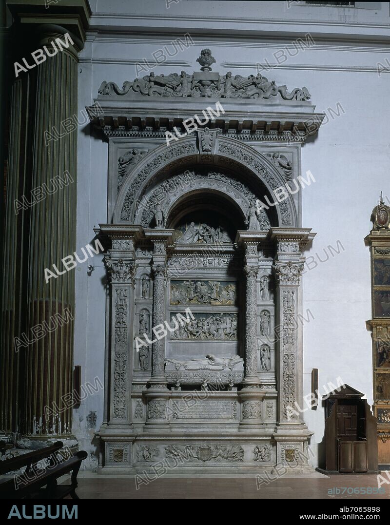 PACE GAZINI. SEPULCRO DE DOÑA CATALINA DE RIBERA Y HURTADO DE MENDOZA - SIGLO XVI.
